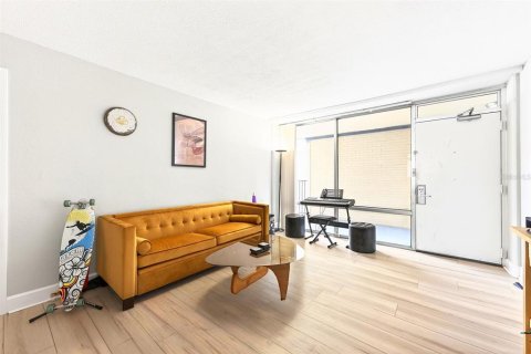Купить кондоминиум в Орландо, Флорида 7 комнат, 123м2, № 2095949 - фото 4