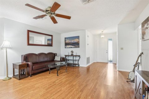 Condominio en venta en Sun City Center, Florida, 2 dormitorios, 111.76 m2 № 1369736 - foto 9