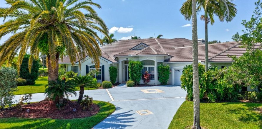 Villa ou maison à Melbourne, Floride 5 chambres, 357.4 m2 № 1853152