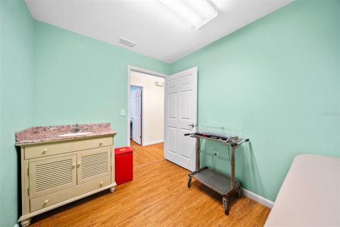 Propiedad comercial en venta en Chiefland, Florida, 349.5 m2 № 1334901 - foto 24
