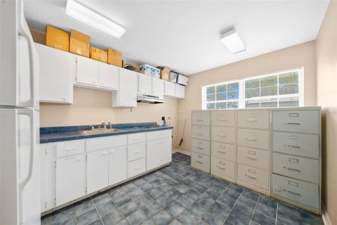 Propiedad comercial en venta en Chiefland, Florida, 349.5 m2 № 1334901 - foto 19