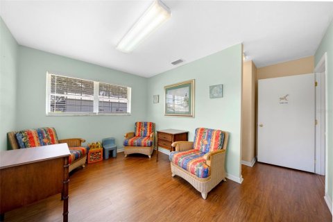 Propiedad comercial en venta en Chiefland, Florida, 349.5 m2 № 1334901 - foto 8