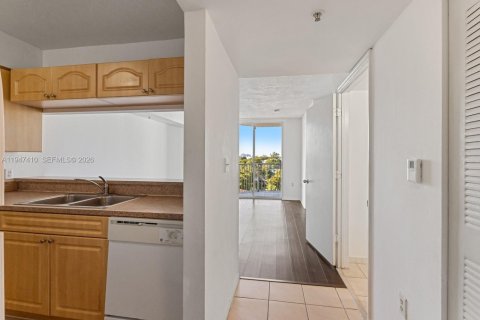 Купить кондоминиум в Майами, Флорида 1 спальня, 58.99м2, № 2005468 - фото 6