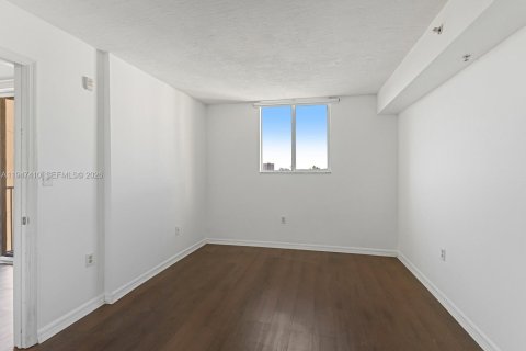 Купить кондоминиум в Майами, Флорида 1 спальня, 58.99м2, № 2005468 - фото 13