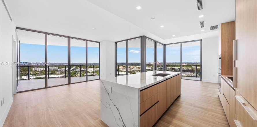 Condo à North Miami, Floride, 2 chambres  № 2431493