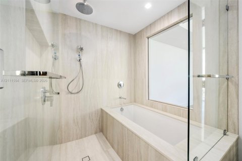 Copropriété à vendre à North Miami, Floride: 2 chambres, 146.04 m2 № 2431493 - photo 17