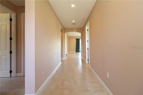 Villa ou maison à louer à Orlando, Floride: 4 chambres, 245.17 m2 № 2419262 - photo 10