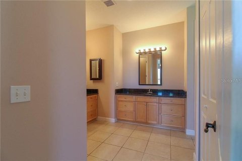 Villa ou maison à louer à Orlando, Floride: 4 chambres, 245.17 m2 № 2419262 - photo 16