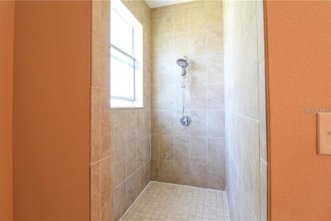 Villa ou maison à louer à Orlando, Floride: 4 chambres, 245.17 m2 № 2419262 - photo 18