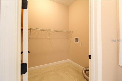 Villa ou maison à louer à Orlando, Floride: 4 chambres, 245.17 m2 № 2419262 - photo 25
