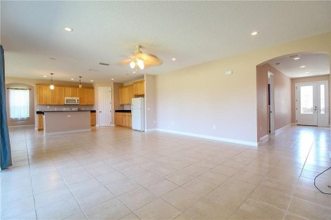 Villa ou maison à louer à Orlando, Floride: 4 chambres, 245.17 m2 № 2419262 - photo 5