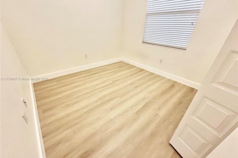 Condo in Doral, Florida, 2 bedrooms  № 1487973 - photo 26