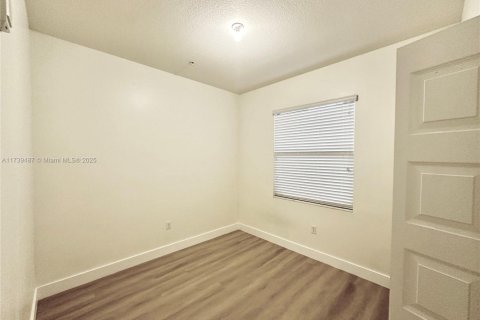 Condo in Doral, Florida, 2 bedrooms  № 1487973 - photo 28