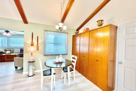 House in Gainesville, Florida 3 bedrooms, 172.61 sq.m. № 1899627 - photo 7