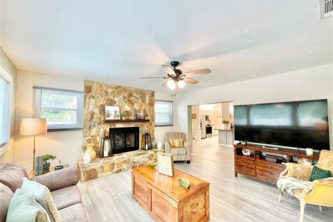 House in Gainesville, Florida 3 bedrooms, 172.61 sq.m. № 1899627 - photo 13