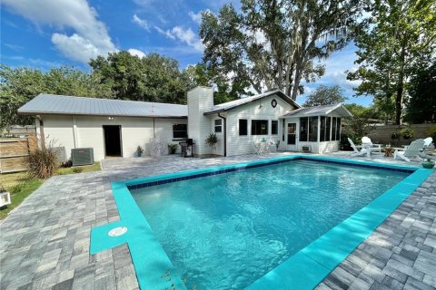 House in Gainesville, Florida 3 bedrooms, 172.61 sq.m. № 1899627 - photo 3