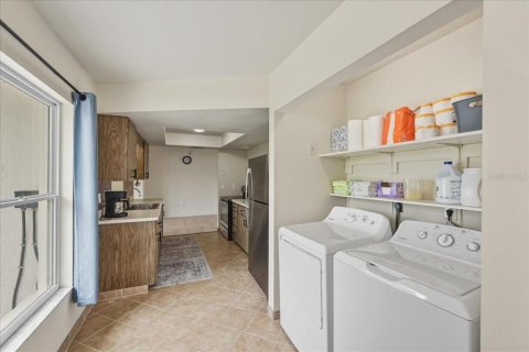 Villa ou maison à vendre à Bradenton, Floride: 2 chambres, 113.62 m2 № 2388744 - photo 19