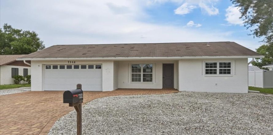 Villa ou maison à Bradenton, Floride 2 chambres, 113.62 m2 № 2388744
