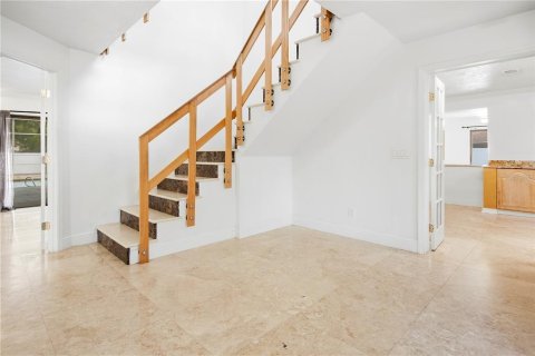 Casa en venta en Daytona Beach, Florida, 5 dormitorios, 343.55 m2 № 2384193 - foto 11