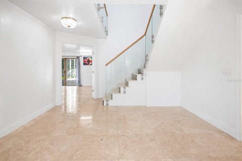 Casa en venta en Daytona Beach, Florida, 5 dormitorios, 343.55 m2 № 2384193 - foto 10
