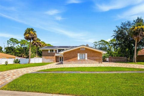 Casa en Daytona Beach, Florida 5 dormitorios, 343.55 m2 № 2384193