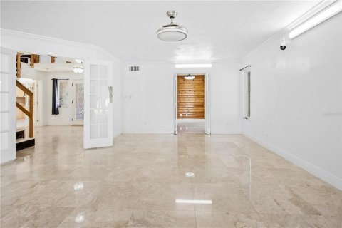 Casa en venta en Daytona Beach, Florida, 5 dormitorios, 343.55 m2 № 2384193 - foto 15