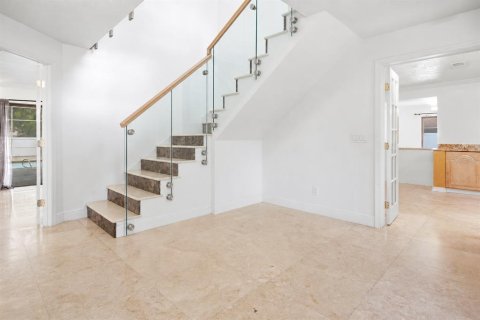 Casa en venta en Daytona Beach, Florida, 5 dormitorios, 343.55 m2 № 2384193 - foto 12