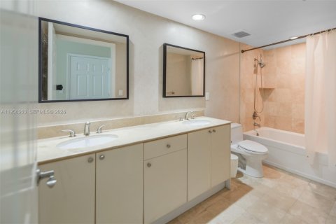 Copropriété à louer à Hallandale Beach, Floride: 2 chambres, 97.73 m2 № 2012050 - photo 16
