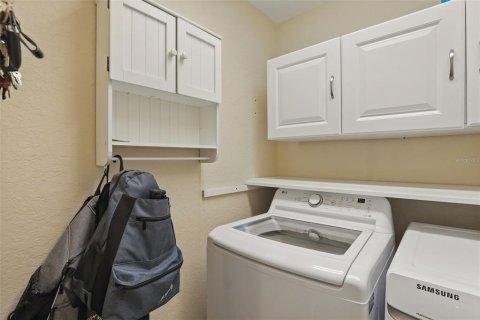 Villa ou maison à vendre à Lakeland, Floride: 4 chambres, 270.07 m2 № 1677096 - photo 11