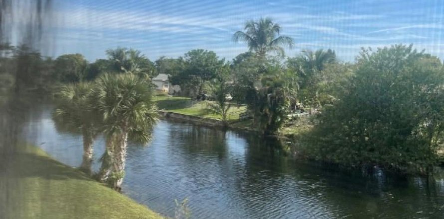 Condominio en Sunrise, Florida, 2 dormitorios  № 1151711
