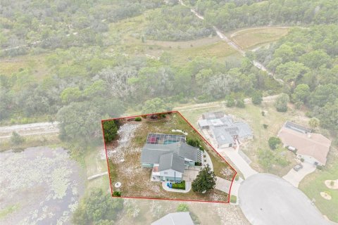 Villa ou maison à vendre à Weeki Wachee, Floride: 3 chambres, 214.33 m2 № 2404768 - photo 4