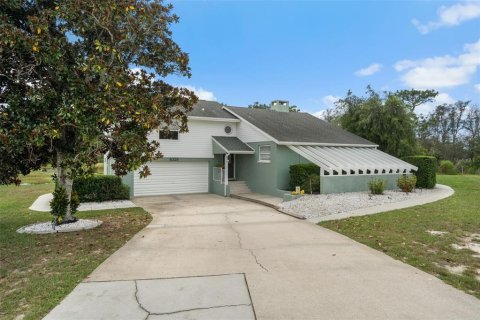 Villa ou maison à vendre à Weeki Wachee, Floride: 3 chambres, 214.33 m2 № 2404768 - photo 9