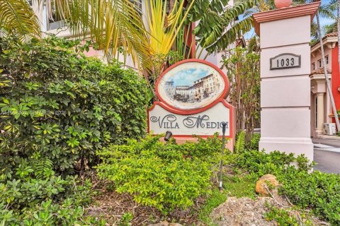 Condominio en alquiler en Fort Lauderdale, Florida, 3 dormitorios, 193.24 m2 № 2025284 - foto 4