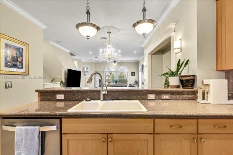 Condominio en alquiler en Fort Lauderdale, Florida, 3 dormitorios, 193.24 m2 № 2025284 - foto 21