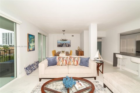 Condo in Sunny Isles Beach, Florida, 3 bedrooms  № 1595913 - photo 7