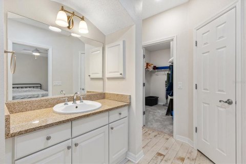 Copropriété à vendre à The Villages, Floride: 2 chambres, 239.87 m2 № 2371765 - photo 27