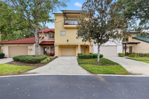 Copropriété à vendre à The Villages, Floride: 2 chambres, 239.87 m2 № 2371765 - photo 3