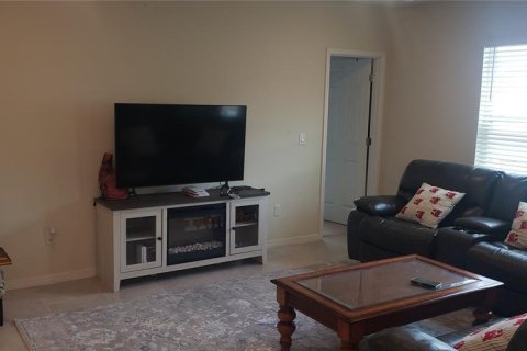 House in Davenport, Florida 1 bedroom, 134.06 sq.m. № 1653353 - photo 10
