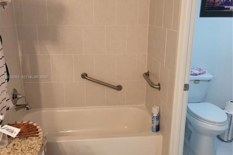 Condo in Sunny Isles Beach, Florida, 3 bedrooms  № 2173036 - photo 16