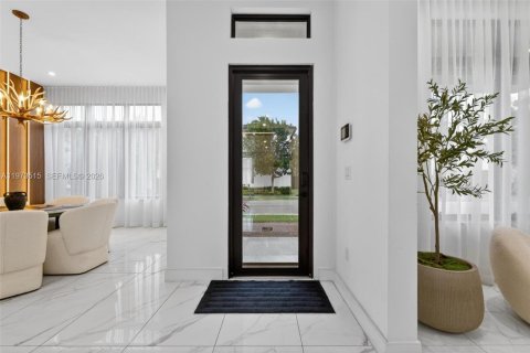 Villa ou maison à vendre à Doral, Floride: 4 chambres, 371.14 m2 № 2040434 - photo 6