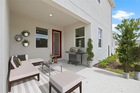 House in Valrico, Florida 4 bedrooms, 228.63 sq.m. № 1913345 - photo 3