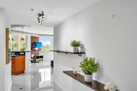 Condominio en venta en Fort Lauderdale, Florida, 3 dormitorios, 128.39 m2 № 2192220 - foto 20