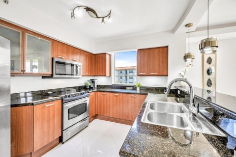Condominio en venta en Fort Lauderdale, Florida, 3 dormitorios, 128.39 m2 № 2192220 - foto 18