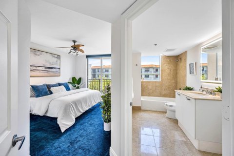 Condominio en venta en Fort Lauderdale, Florida, 3 dormitorios, 128.39 m2 № 2192220 - foto 28