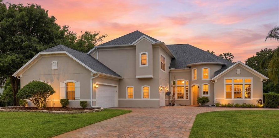 Casa en Orlando, Florida 5 dormitorios, 400.41 m2 № 2210616
