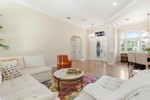 Casa en venta en Orlando, Florida, 5 dormitorios, 400.41 m2 № 2210616 - foto 18