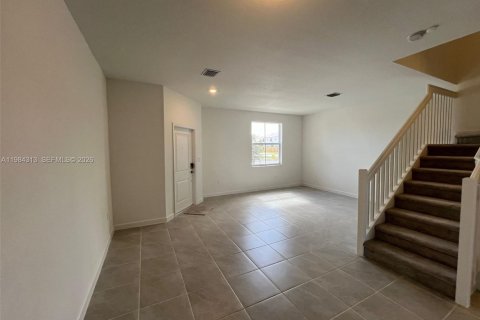 Villa ou maison à louer à Miami, Floride: 3 chambres, 154.96 m2 № 2056759 - photo 7