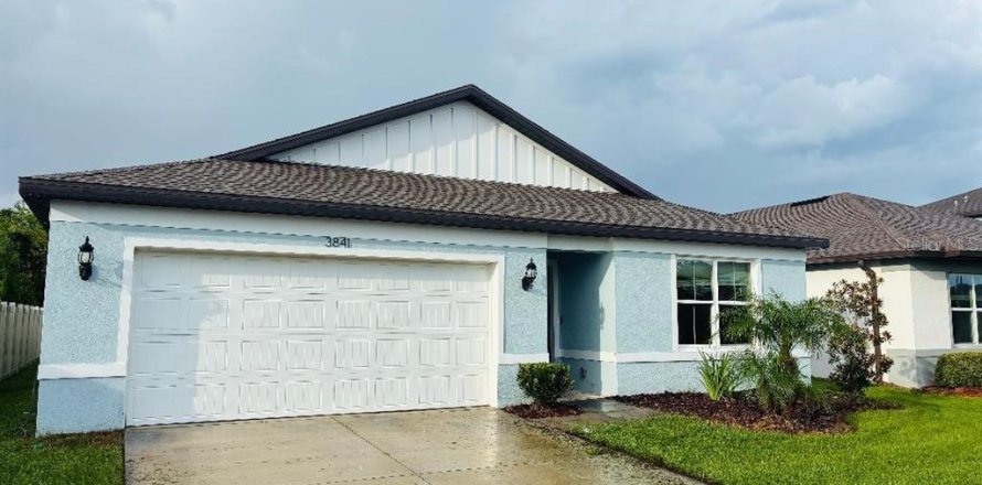 Villa ou maison à Lakeland, Floride 4 chambres, 166.57 m2 № 2411561