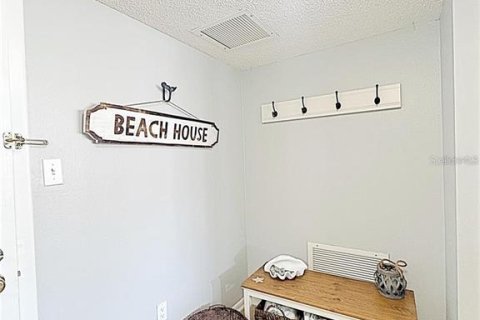 Copropriété à louer à Clearwater, Floride: 2 chambres, 125.42 m2 № 2408195 - photo 4