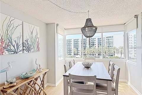 Copropriété à louer à Clearwater, Floride: 2 chambres, 125.42 m2 № 2408195 - photo 8